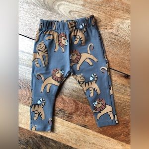 NWT! Zara bottoms 6-9 months